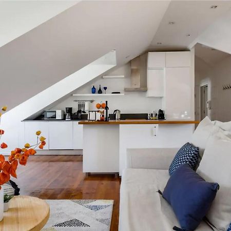 A Captivating Apartment Close To River Tagus In Lisboa Exteriör bild