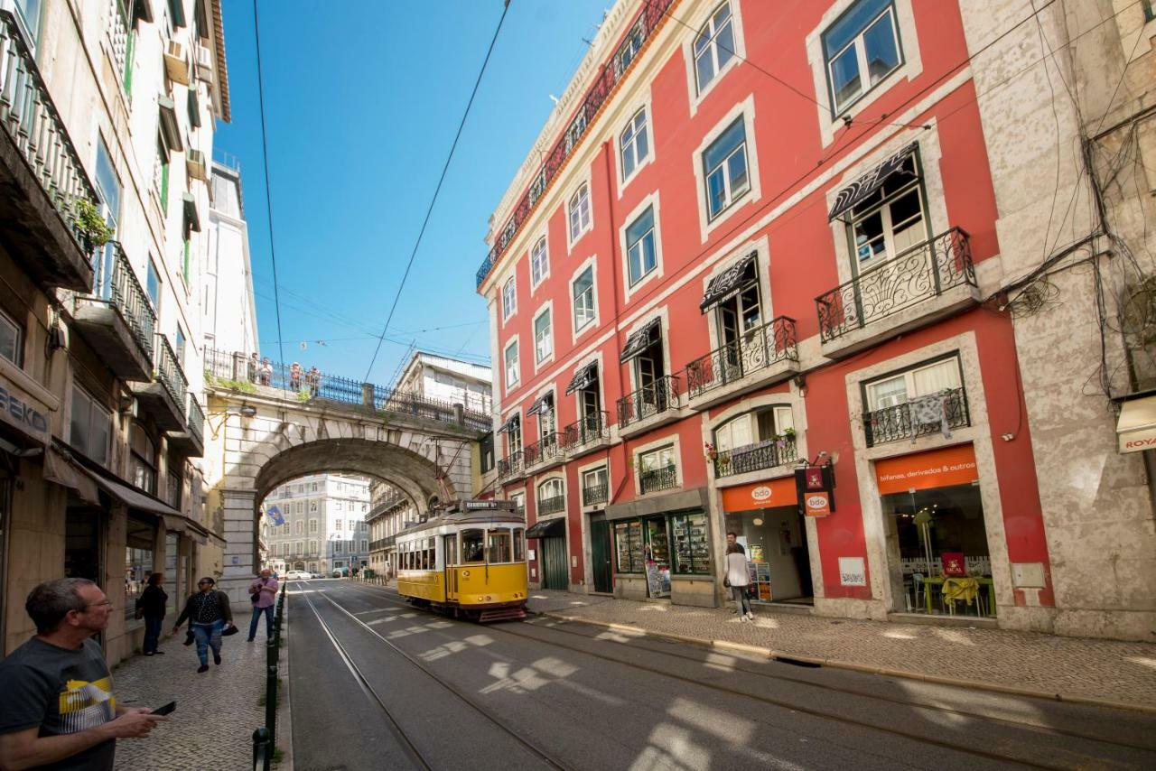 A Captivating Apartment Close To River Tagus In Lisboa Exteriör bild